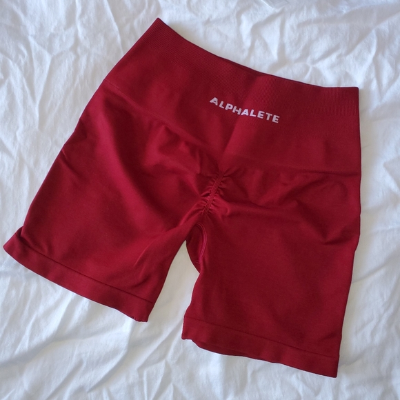 Alphalete Amplify 4.5" Seamless Shorts - Scarlet - Picture 4 of 8